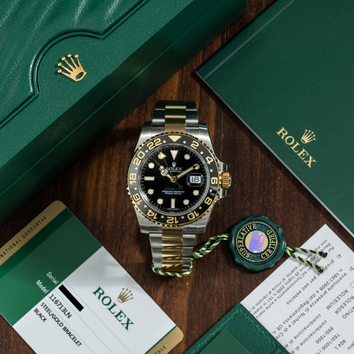 ROLEX GMT-MASTER II 116713LN NUOVO CON PELLICOLE GARANZIA ITALIANA
