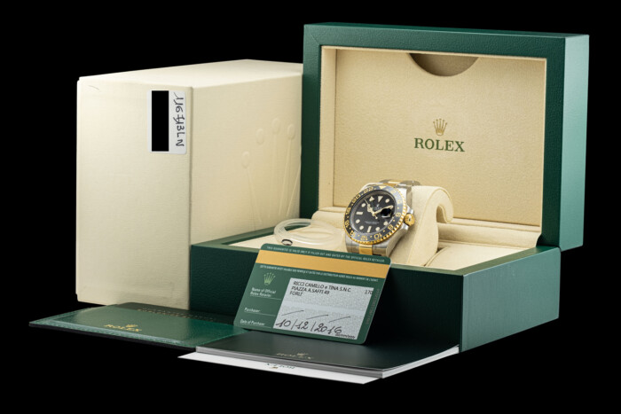 ROLEX GMT-MASTER II 116713LN NUOVO CON PELLICOLE GARANZIA ITALIANA - immagine 9