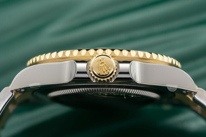 ROLEX GMT-MASTER II 116713LN NUOVO CON PELLICOLE GARANZIA ITALIANA - immagine 5